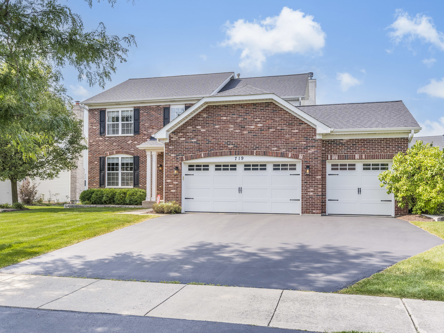 719 Eagle Brook Lane