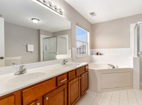 Tiny photo for 719 Eagle Brook Lane, Naperville, IL 60565 (MLS # 12547238)