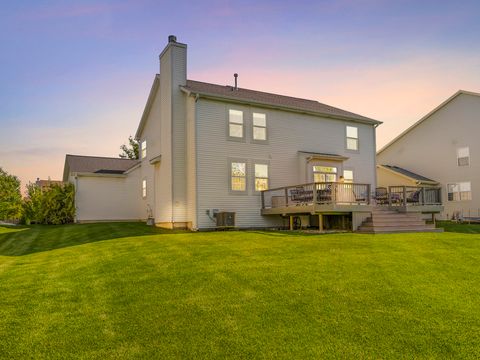 Tiny photo for 719 Eagle Brook Lane, Naperville, IL 60565 (MLS # 12547238)