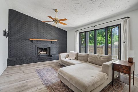 Tiny photo for 1705 88th Avenue W, Rock Island, IL 61201 (MLS # 12686884)