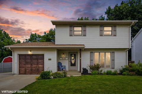 Photo of 1705 88th Avenue W, Rock Island, IL 61201 (MLS # 12686884)