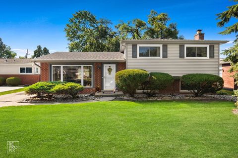 751 Cordial Drive, Des Plaines, IL 60018 - #: 12473997