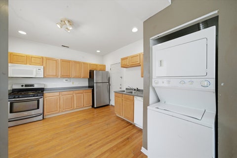 Tiny photo for 850 E 82nd Street #3, Chicago, IL 60619 (MLS # 12734531)