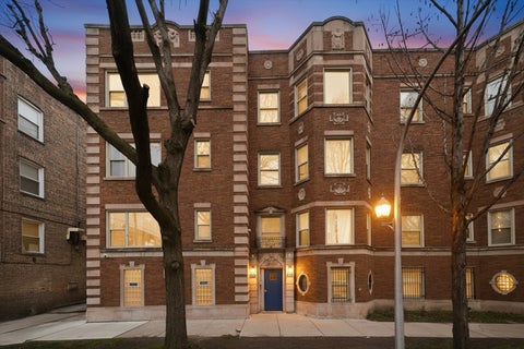 Photo of 850 E 82nd Street #3, Chicago, IL 60619 (MLS # 12734531)