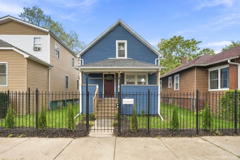 Photo of 11549 S Church Street, Chicago, IL 60643 (MLS # 12769406)