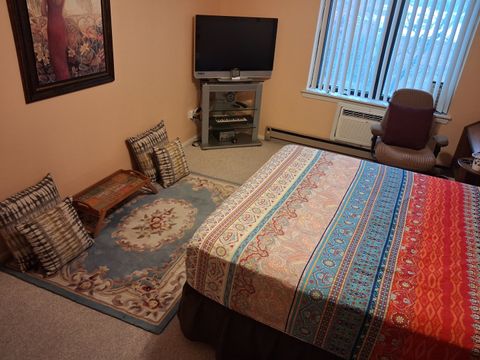 Tiny photo for 9701 N Dee Road #6M, Niles, IL 60714 (MLS # 12573251)