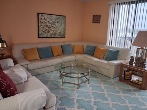 Tiny photo for 9701 N Dee Road #6M, Niles, IL 60714 (MLS # 12573251)