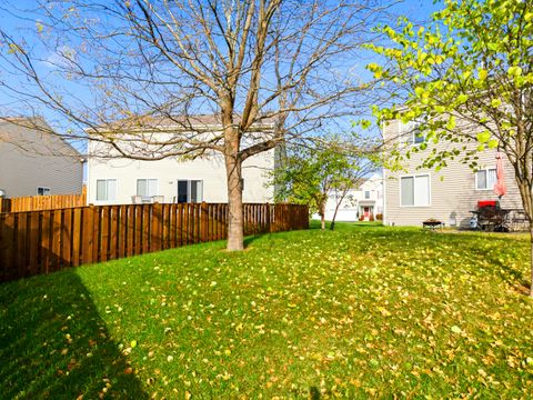 Tiny photo for 700 Brighton Drive, Pingree Grove, IL 60140 (MLS # 12508127)