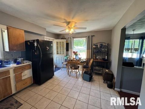 Tiny photo for 1214 S 12TH Street, Clinton, IA 52732 (MLS # QC4264581)