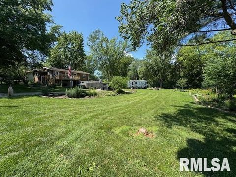 Tiny photo for 1214 S 12TH Street, Clinton, IA 52732 (MLS # QC4264581)