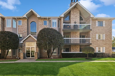 Photo of 7799 Bristol Park Drive #2SW, Tinley Park, IL 60477 (MLS # 12789925)