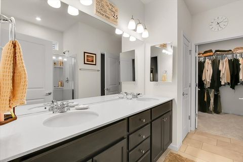 Tiny photo for 3243 Sweetgrass Circle, Aurora, IL 60503 (MLS # 12616831)