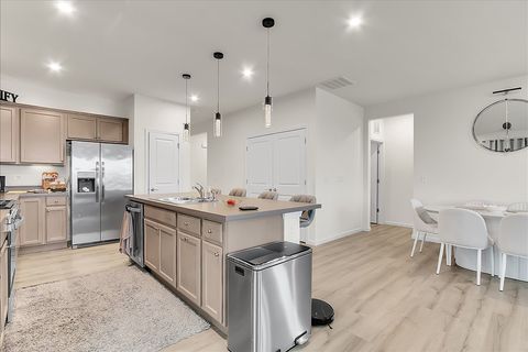 Tiny photo for 3243 Sweetgrass Circle, Aurora, IL 60503 (MLS # 12616831)