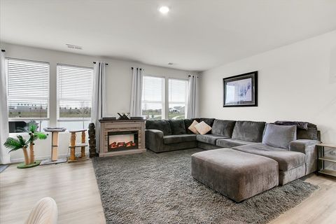 Tiny photo for 3243 Sweetgrass Circle, Aurora, IL 60503 (MLS # 12616831)