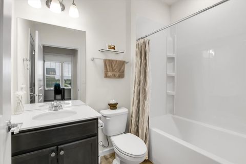 Tiny photo for 3243 Sweetgrass Circle, Aurora, IL 60503 (MLS # 12616831)