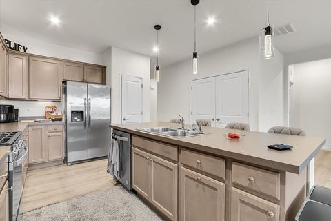 Tiny photo for 3243 Sweetgrass Circle, Aurora, IL 60503 (MLS # 12616831)