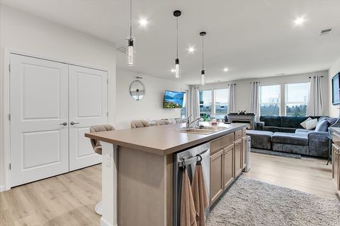 Tiny photo for 3243 Sweetgrass Circle, Aurora, IL 60503 (MLS # 12616831)