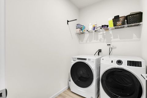 Tiny photo for 3243 Sweetgrass Circle, Aurora, IL 60503 (MLS # 12616831)