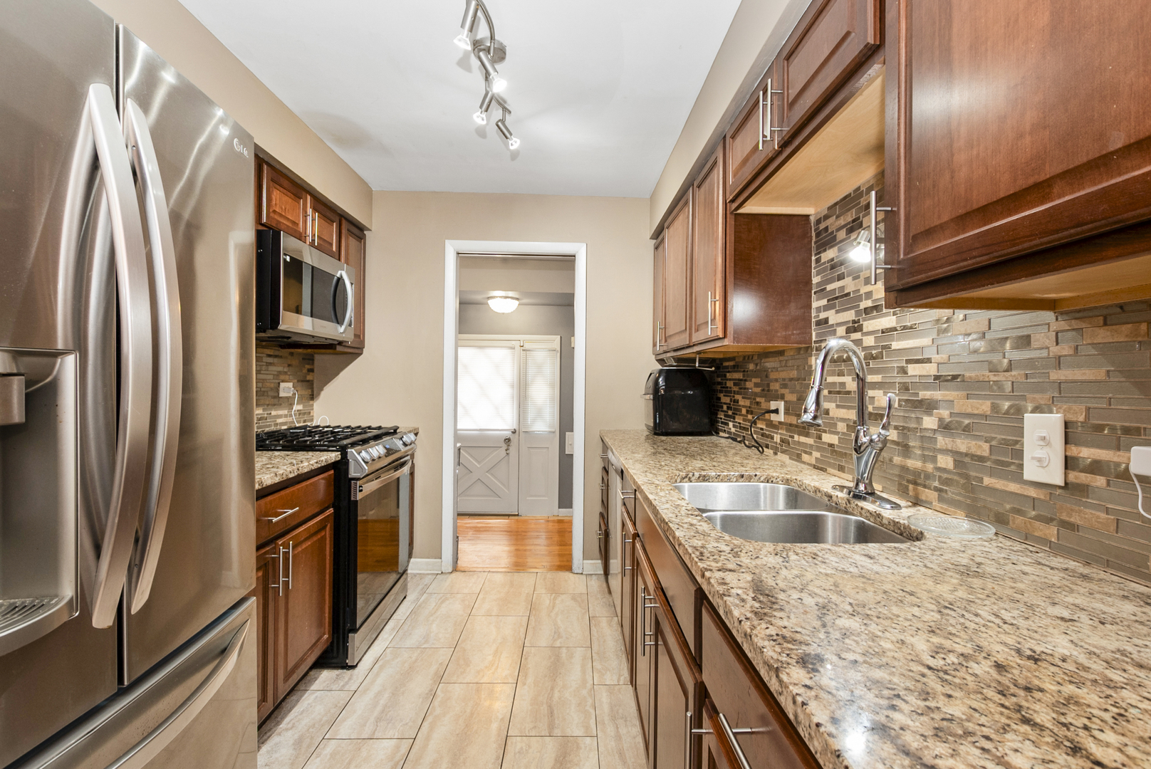 15206 S Ingleside Street