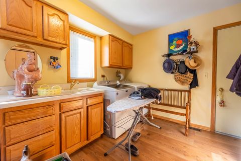 Tiny photo for 7624 Forest Hill Road, Burr Ridge, IL 60527 (MLS # 12559584)