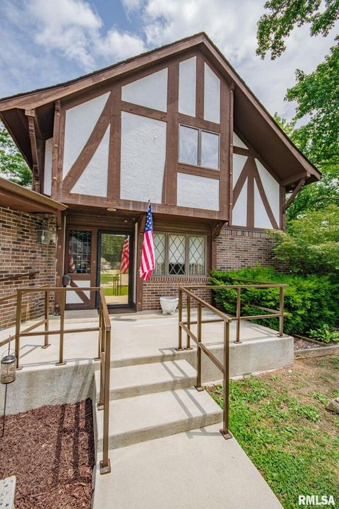 Tiny photo for 102 Lost Hollow Dr Drive, Salem, IL 62881 (MLS # EB459000)