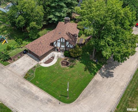 Tiny photo for 102 Lost Hollow Dr Drive, Salem, IL 62881 (MLS # EB459000)