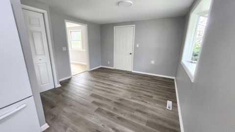 Tiny photo for 1730 Kingston Circle, Carpentersville, IL 60110 (MLS # 12629144)
