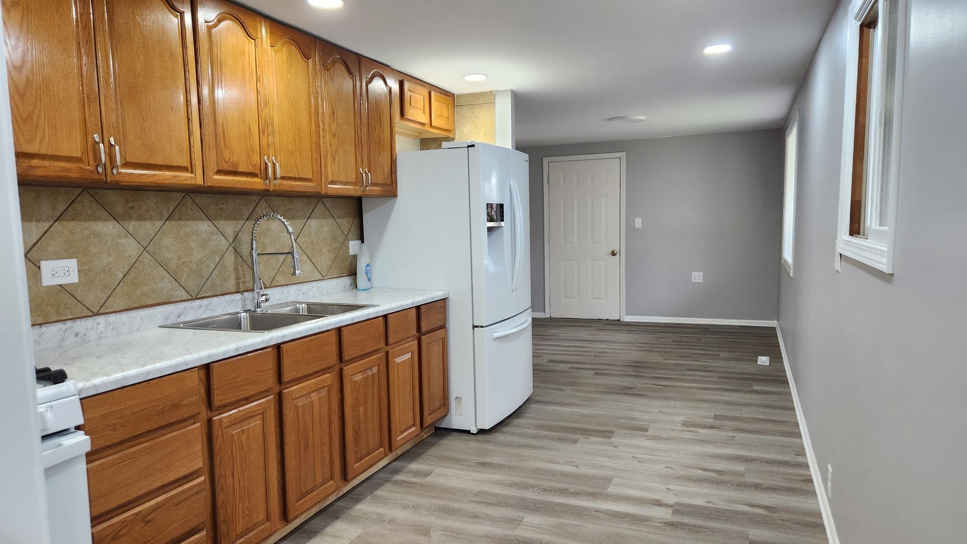 1730 Kingston Circle