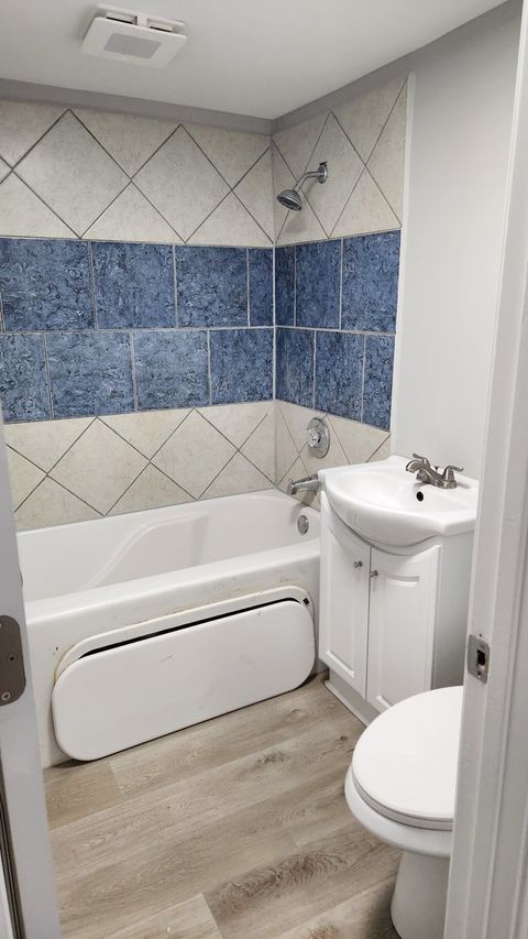 Tiny photo for 1730 Kingston Circle, Carpentersville, IL 60110 (MLS # 12629144)