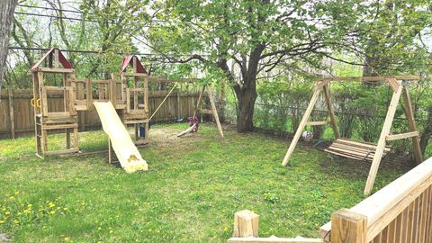 Tiny photo for 1730 Kingston Circle, Carpentersville, IL 60110 (MLS # 12629144)