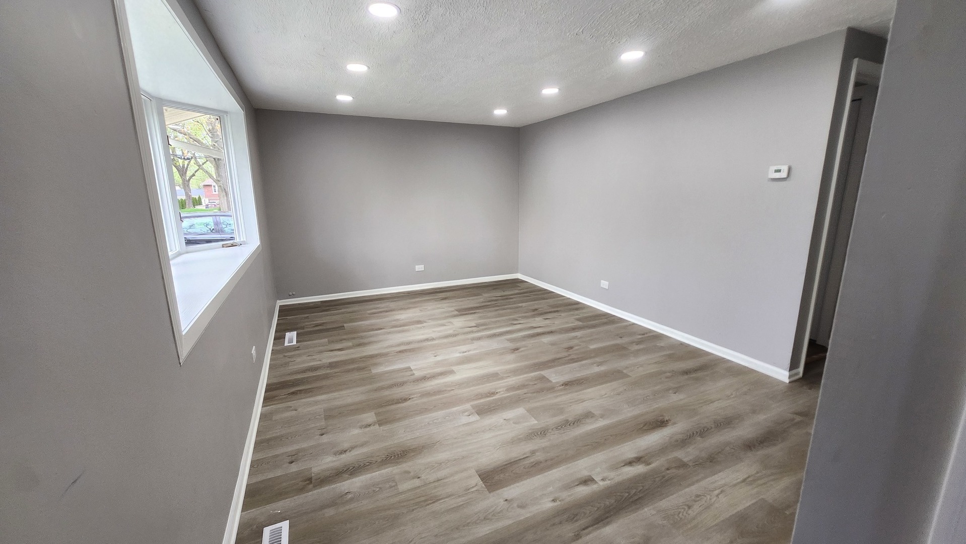 1730 Kingston Circle