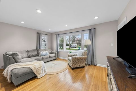 Tiny photo for 218 S Fairfield Avenue, Lombard, IL 60148 (MLS # 12613247)