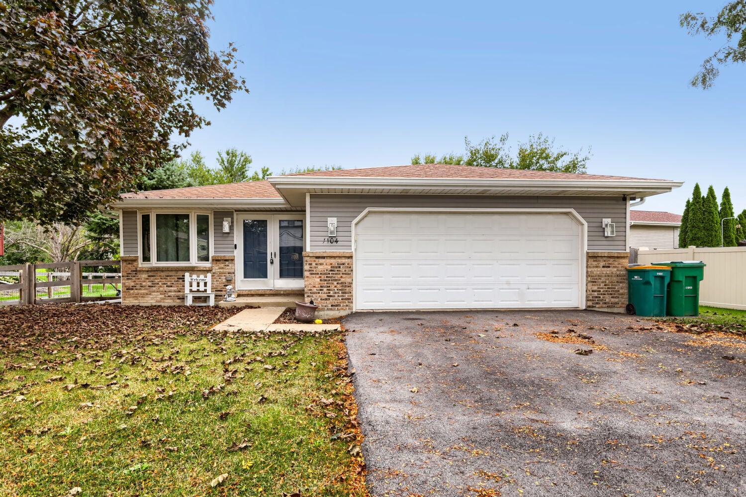 1104 Rushwood Avenue - Photo 3