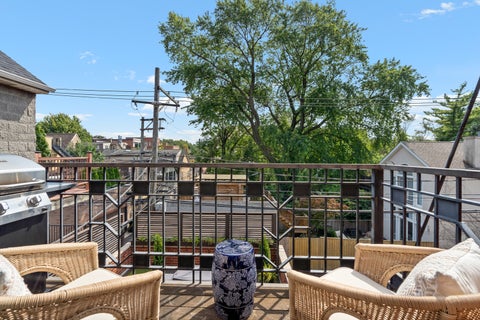 Tiny photo for 1359 W Fullerton Avenue #3E, Chicago, IL 60614 (MLS # 12752870)