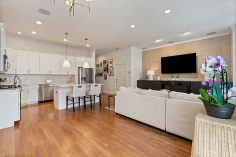 Tiny photo for 1359 W Fullerton Avenue #3E, Chicago, IL 60614 (MLS # 12752870)