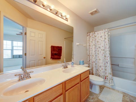Tiny photo for 1916 Cobblestone Drive, Carpentersville, IL 60110 (MLS # 12667691)