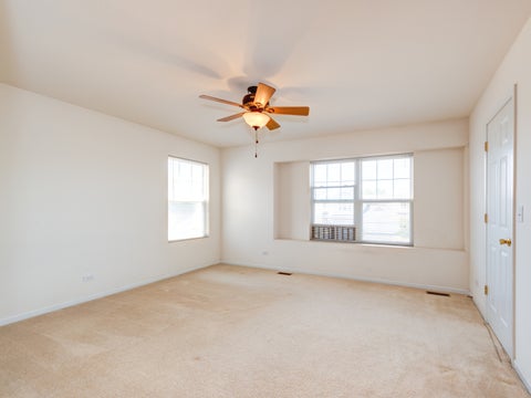 Tiny photo for 1916 Cobblestone Drive, Carpentersville, IL 60110 (MLS # 12667691)