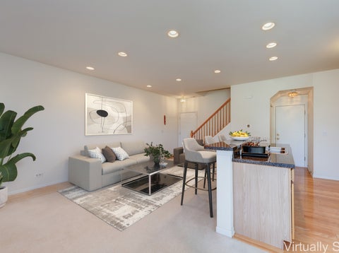 Tiny photo for 1916 Cobblestone Drive, Carpentersville, IL 60110 (MLS # 12667691)