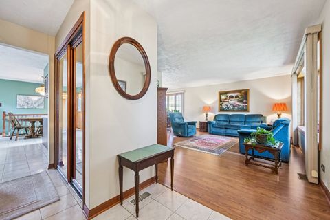 Tiny photo for 820 School Avenue, Matteson, IL 60443 (MLS # 12505654)