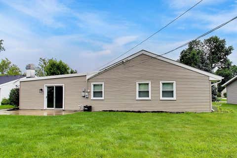 Tiny photo for 1430 Sequoia Lane, Darien, IL 60561 (MLS # 12732482)
