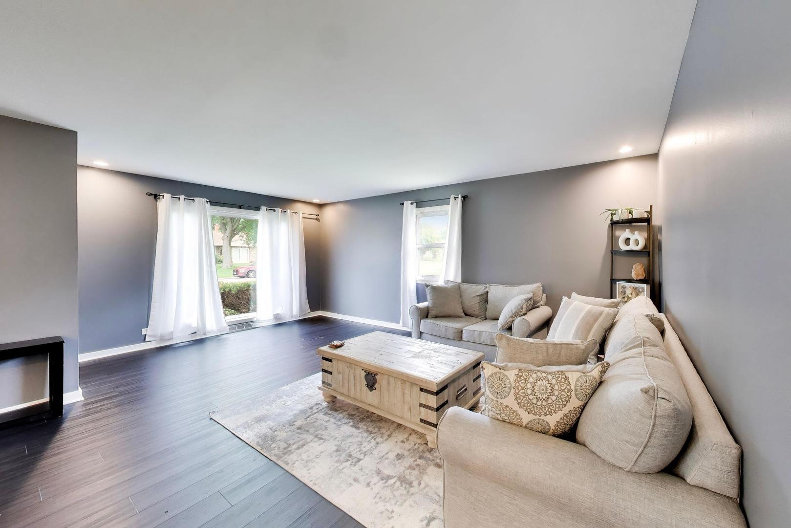 1430 Sequoia Lane