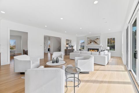 Tiny photo for 106 Brookwood Lane, Lincolnshire, IL 60069 (MLS # 12508389)