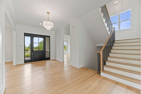 Tiny photo for 106 Brookwood Lane, Lincolnshire, IL 60069 (MLS # 12508389)