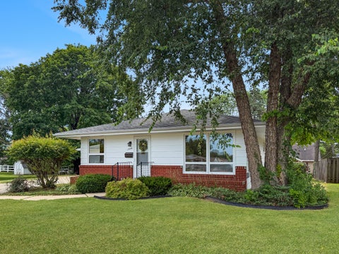 Tiny photo for 1346 Empire Court, Freeport, IL 61032 (MLS # 12691895)