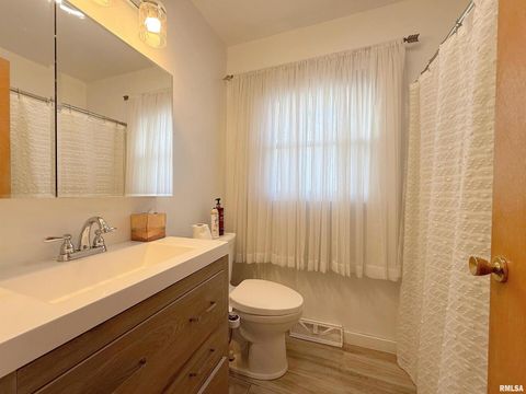 Tiny photo for 210 HILLTOP Court, Milan, IL 61264 (MLS # QC4269198)