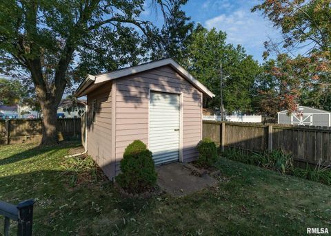 Tiny photo for 1417 2ND Avenue, Camanche, IA 52730 (MLS # QC4268393)