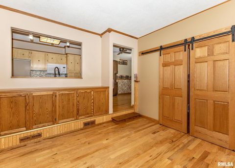 Tiny photo for 1417 2ND Avenue, Camanche, IA 52730 (MLS # QC4268393)