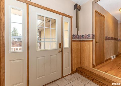 Tiny photo for 1417 2ND Avenue, Camanche, IA 52730 (MLS # QC4268393)