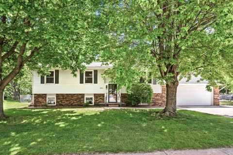 Photo of 1711 Braden Drive, Normal, IL 61761 (MLS # 12634240)