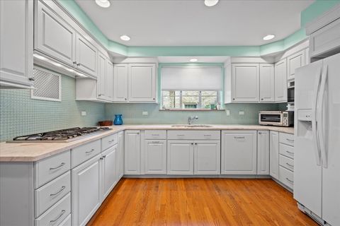 Tiny photo for 590 Melody Lane, Highland Park, IL 60035 (MLS # 12494018)